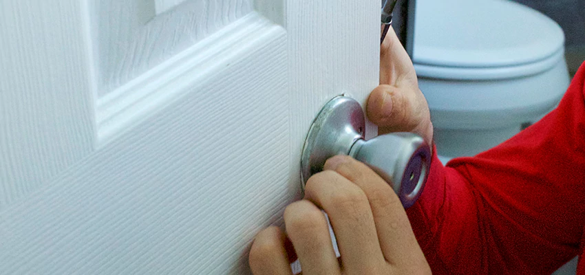Vintage Door Knob Replacement in Hackensack, NJ